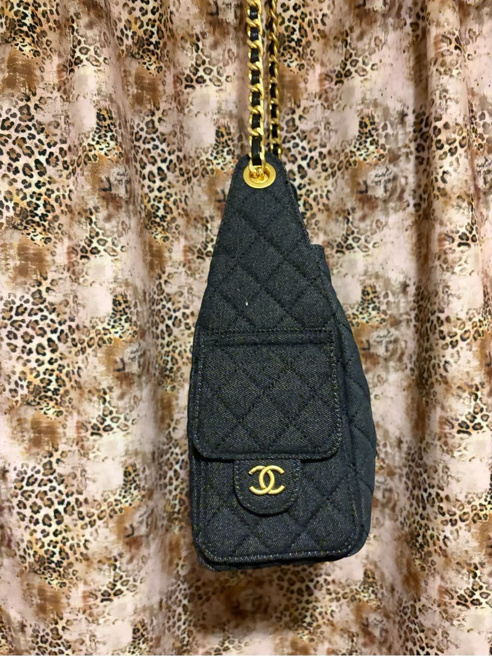 GG Inspired denim Quilted Black Shoulder Bag with Gold Hardware - Picture 4 of 4